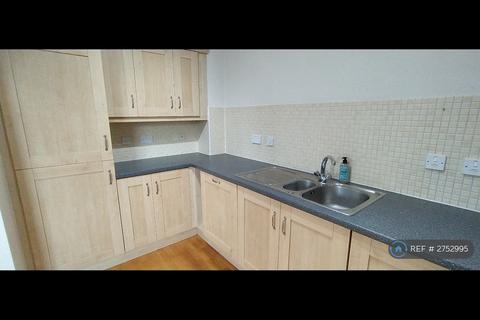 1 bedroom flat to rent, Harrison Road, Waltham Abbey, EN9