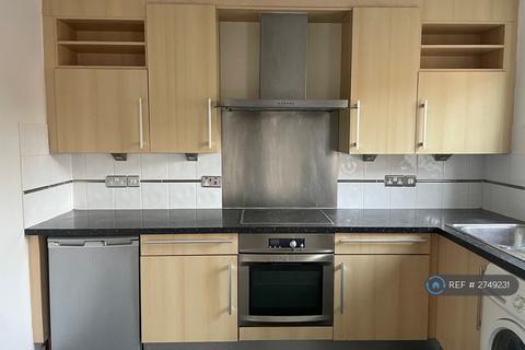 2 bedroom flat to rent, Jasmine Court, Cambridge, CB1