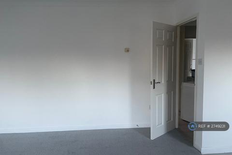 2 bedroom flat to rent, Jasmine Court, Cambridge, CB1