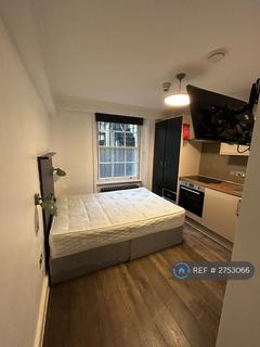 Studio to rent, Leinster Square, London, W2
