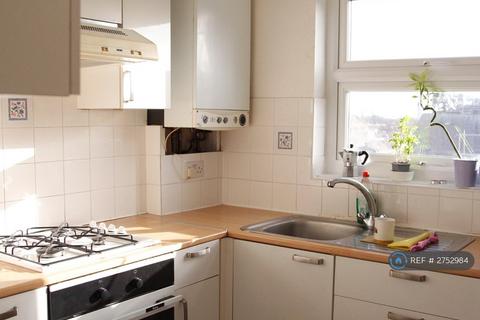 2 bedroom flat to rent, Broadway, London, W13