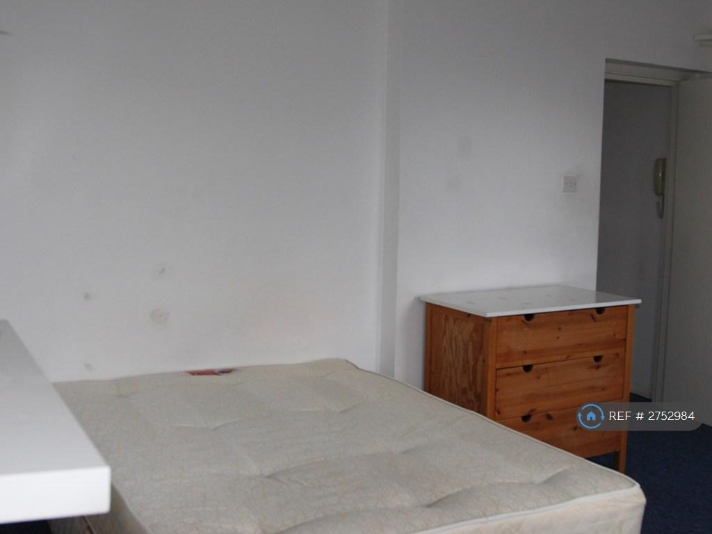 Main Bedroom 2nd Floor