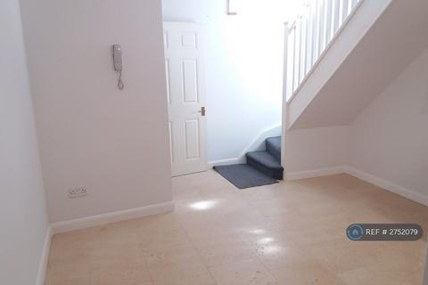 1 bedroom flat to rent, Kingfisher House, Tunbridge Wells, TN1