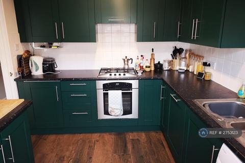 3 bedroom terraced house to rent, Grove Road, Norwich, NR1