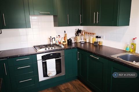 3 bedroom terraced house to rent, Grove Road, Norwich, NR1