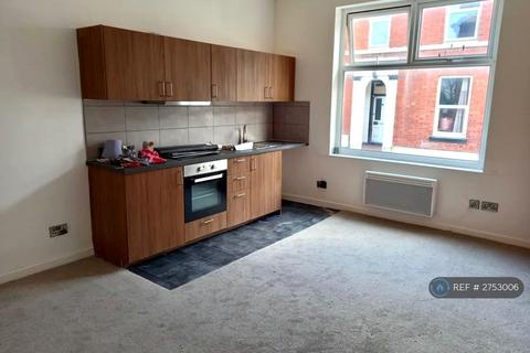 1 bedroom flat to rent, Bank Square, Southport, PR9