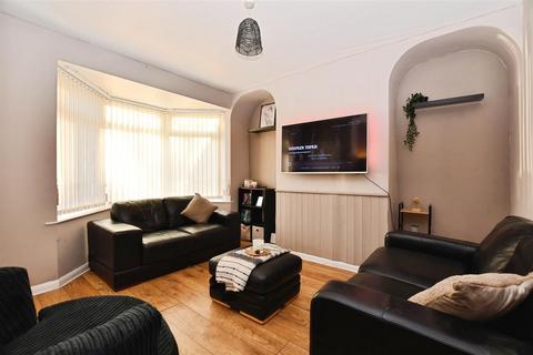 2 bedroom terraced house for sale, Greenwood Avenue, Hull