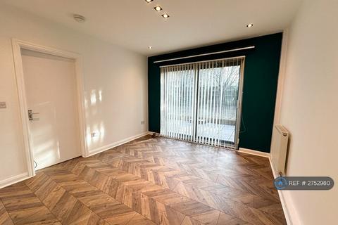 undefined, Chesters Avenue, Newcastle Upon Tyne, NE12