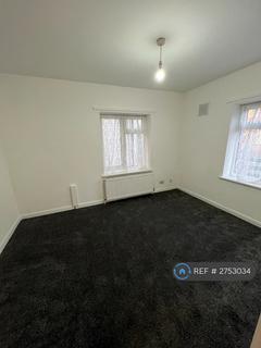 2 bedroom flat to rent, High Street, Sheerness, ME12
