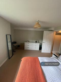 1 bedroom flat to rent, Bath Road, Taplow, SL6