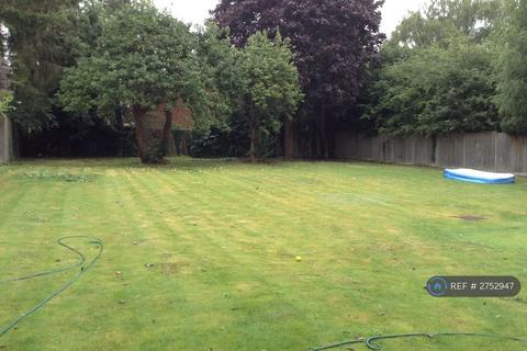 1 bedroom flat to rent, Bath Road, Taplow, SL6