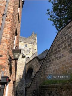 2 bedroom penthouse to rent, Goodramgate, York, YO1