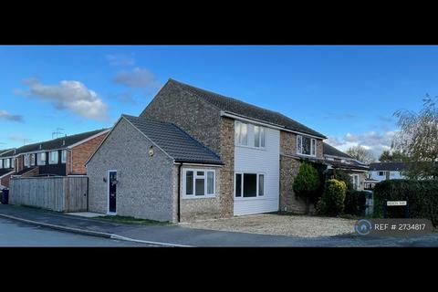 3 bedroom semi-detached house to rent, The Mallards, St Ives, PE27