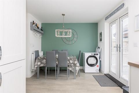 undefined, Elder Avenue, Stotfold SG5 4ST