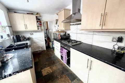 3 bedroom semi-detached house for sale, Crocus Street, Nottingham