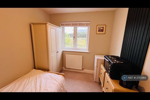 undefined, Goodwood Crescent, Crowthorne, RG45