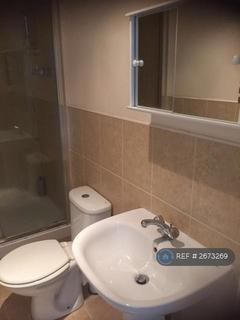 2 bedroom flat to rent, Regent Street, Leamington Spa, CV32