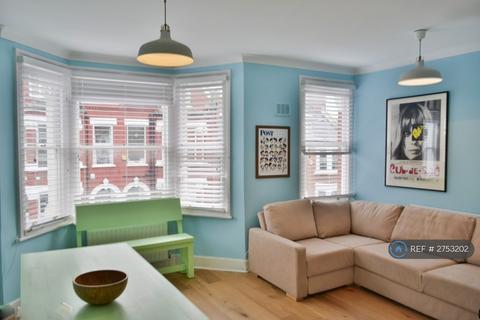 1 bedroom flat to rent, Cotleigh Road, London, NW6