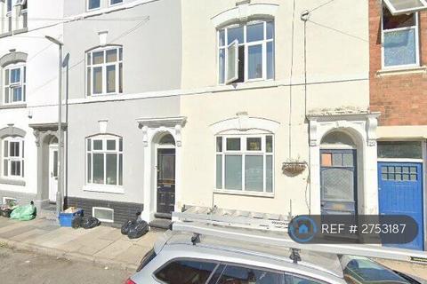 1 bedroom flat to rent, Colwyn Road, Northampton, NN1