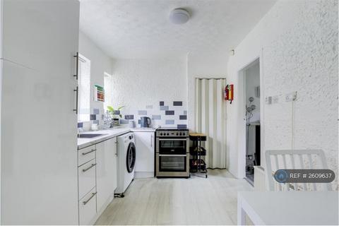 2 bedroom semi-detached house to rent, Ilkeston Road, Nottingham, NG7