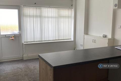1 bedroom flat to rent, Heath End Road, Nuneaton, CV10