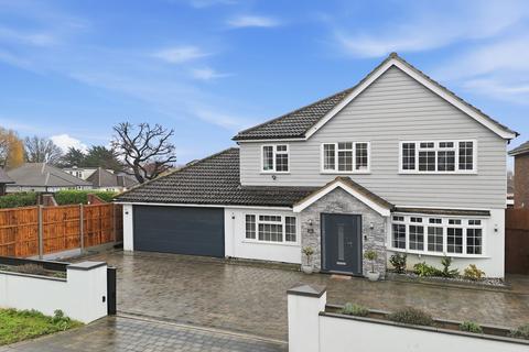 4 bedroom detached house for sale, Lindon Road, Wickford, SS11