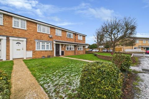 3 bedroom terraced house to rent, Waters Drive, Staines-upon-Thames, Surrey, TW18