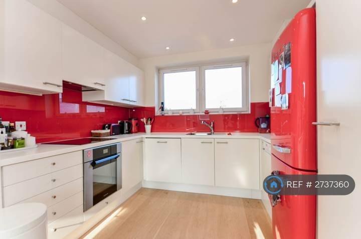 Lounge / Kitchen