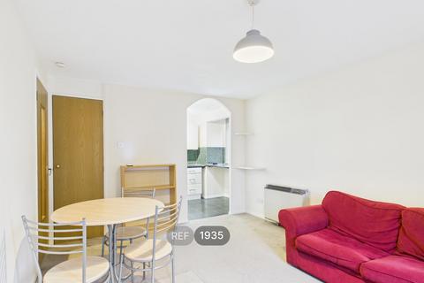 1 bedroom flat to rent, Hunting Gate, Colchester, CO1 2XE