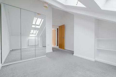 1 bedroom flat to rent, 7 Penhurst Mansions