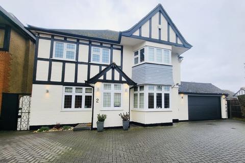 Hazel Gardens, Edgware HA8