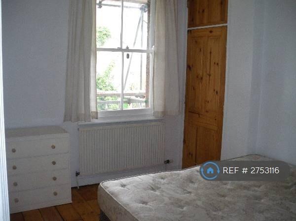 Middle Floor Bedroom