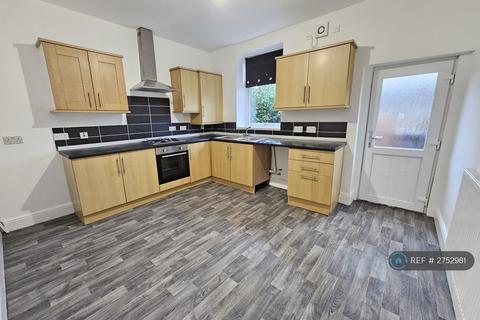 3 bedroom terraced house to rent, Lee Street, Accrington, BB5