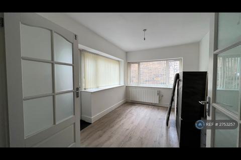2 bedroom flat to rent, Bull Street, Burnley, BB11