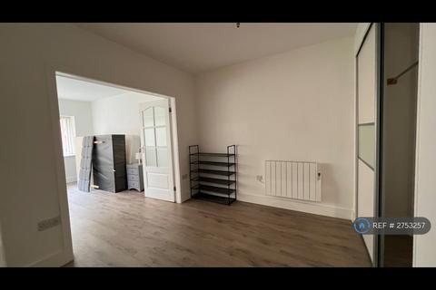 2 bedroom flat to rent, Bull Street, Burnley, BB11