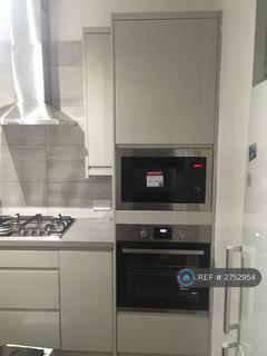 3 bedroom maisonette to rent, Millpond Estate, London, SE16