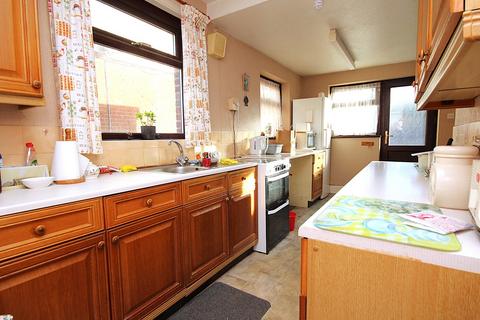 3 bedroom detached house for sale, Pound Lane, Oakdale , POOLE, BH15