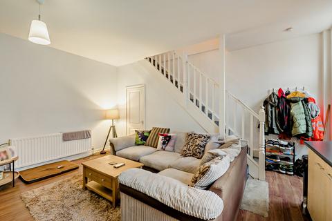 2 bedroom terraced house for sale, Lonsdale Terrace, Liversedge, WF15