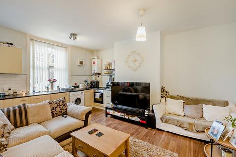 2 bedroom terraced house for sale, Lonsdale Terrace, Liversedge, WF15