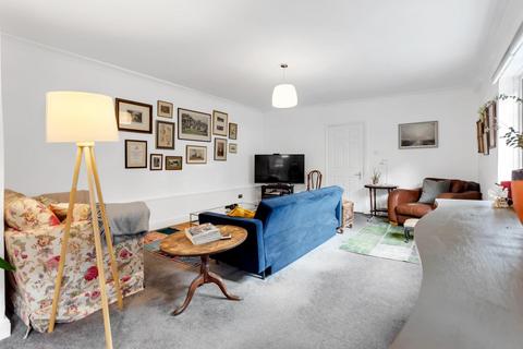 2 bedroom flat for sale, Upper Street, London N1