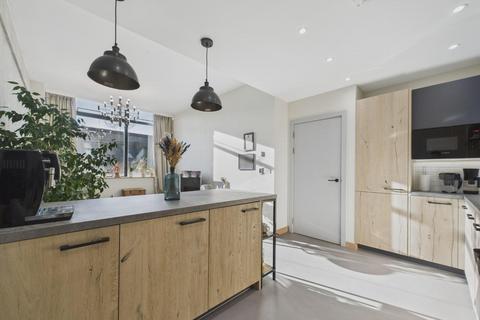 undefined, Bentley Road, London N1