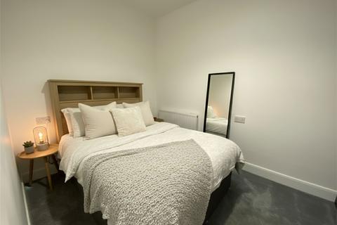 2 bedroom flat to rent, Oxford Road, Denham, UB9