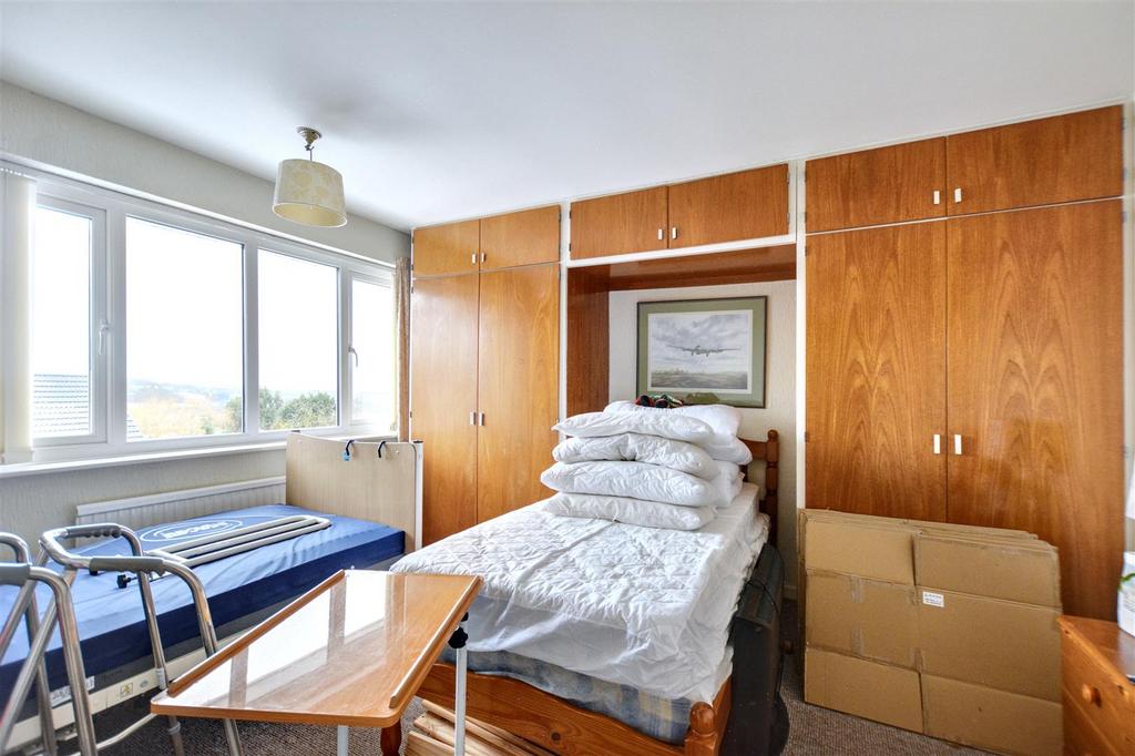 Bedroom 2 1.jpeg