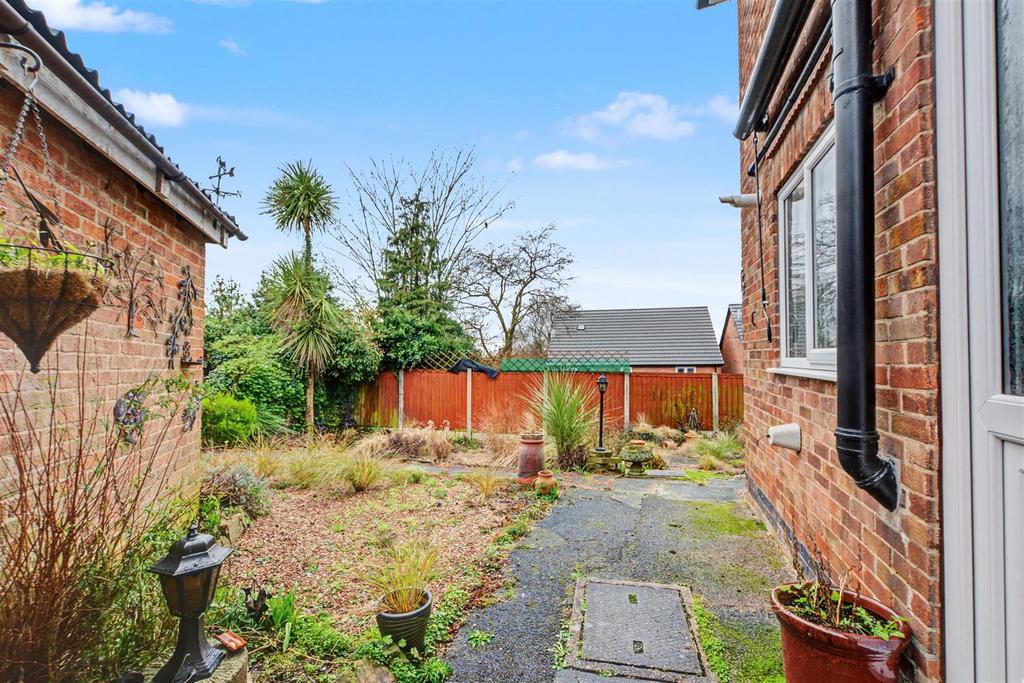 Garden 1.jpeg