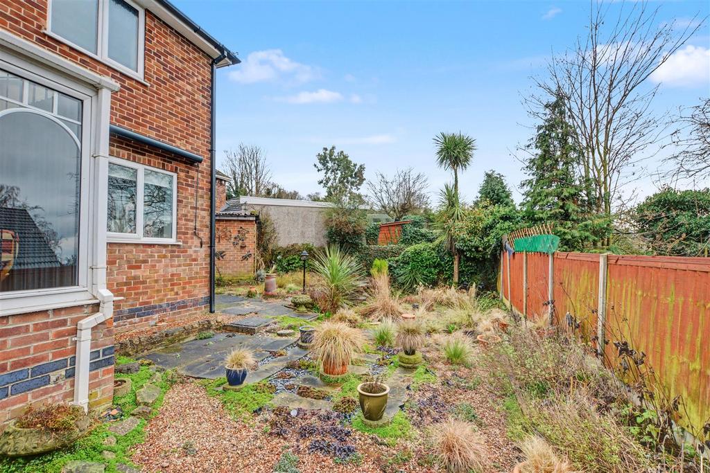 Garden 2.jpeg