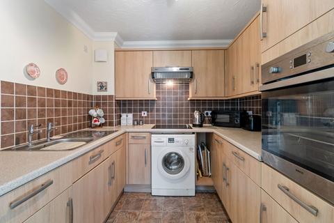 2 bedroom retirement property for sale, Howsell Road, Malvern, Worcestershire, WR14 1US