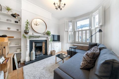 1 bedroom maisonette to rent, Strathville Road, London, SW18