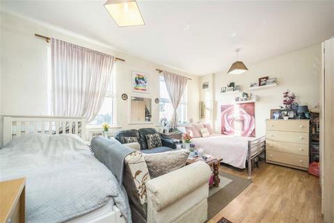 Terraced house for sale, Askew Road, London W12