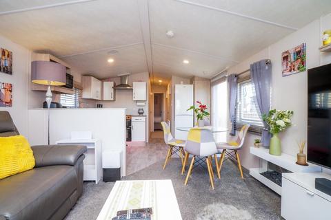 undefined, Fine Country Lodges, Street Lane, DN14 7NY