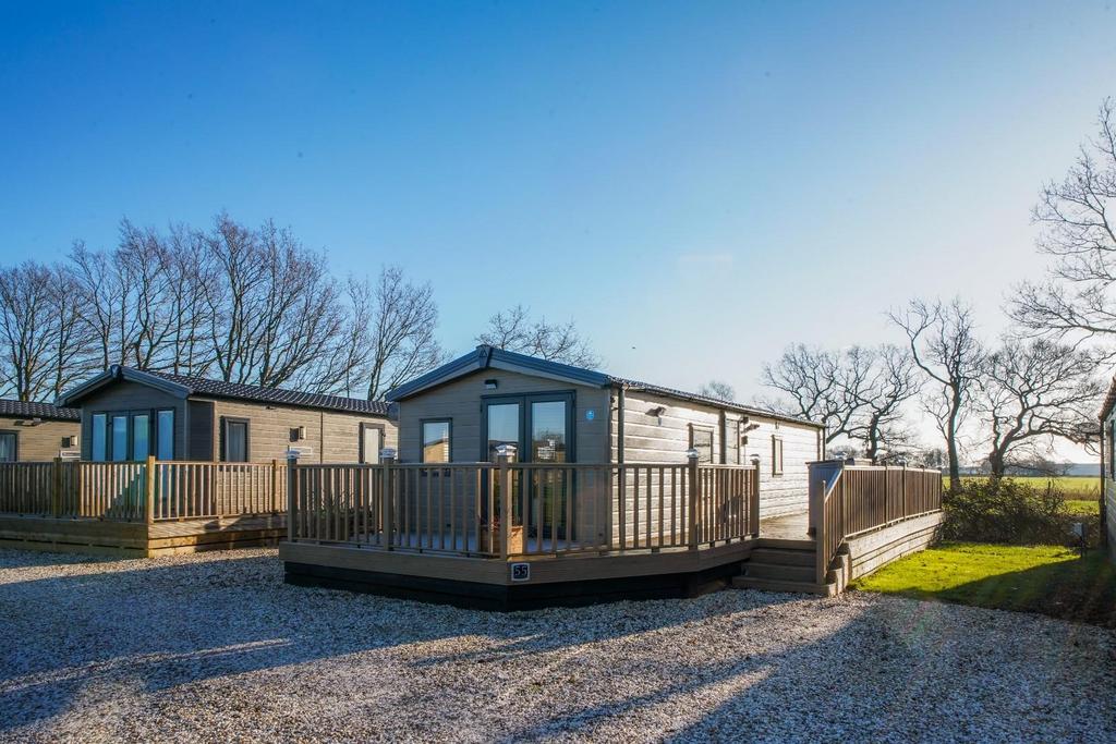 55 Fine Country Lodges, Bubwith, DN14 7 NY DSC04438